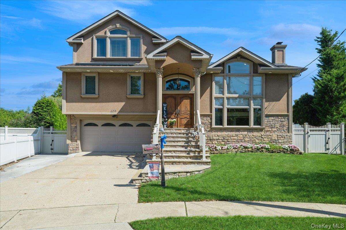 #1 photo, 405 Club Court, Oceanside , NY 11572