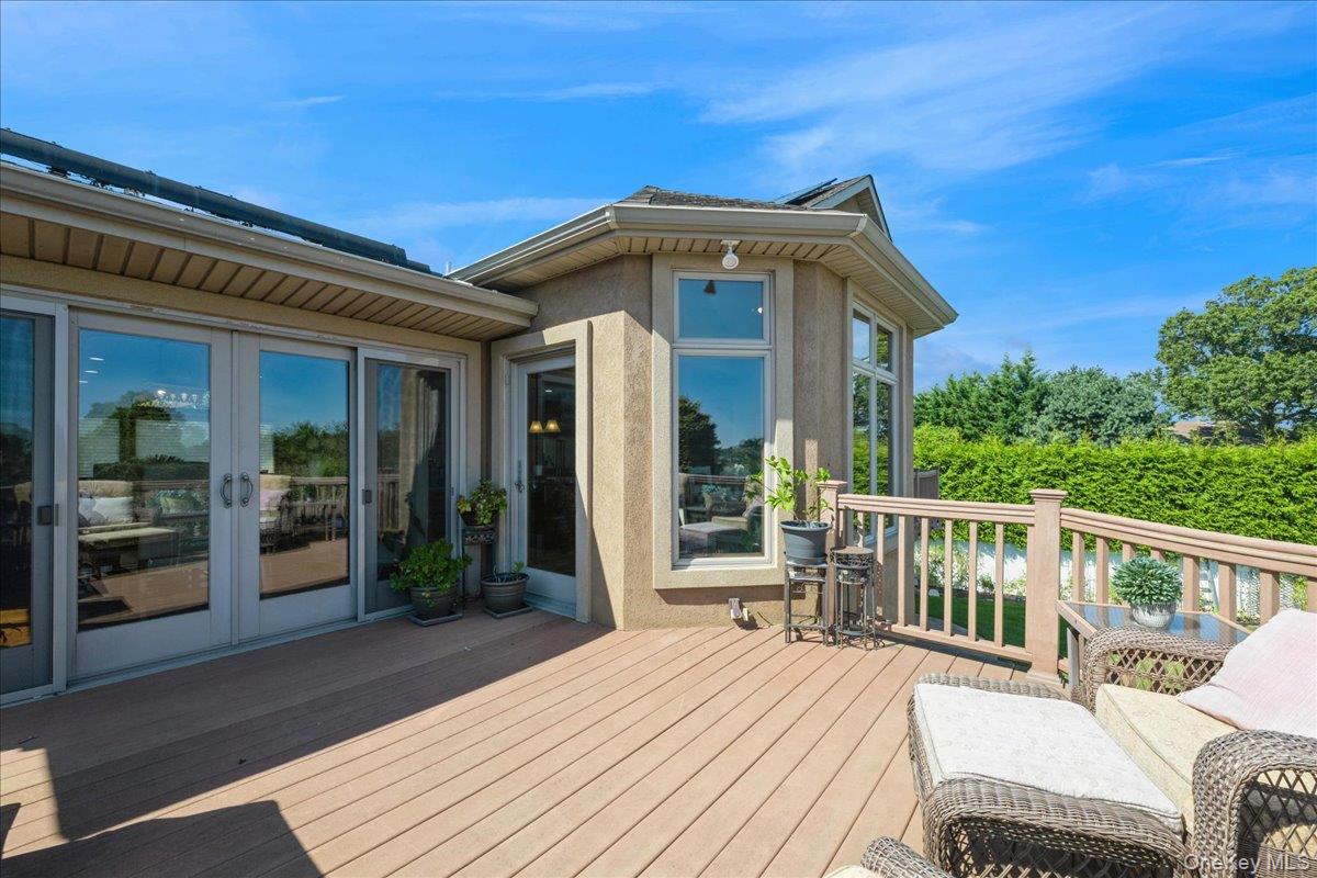 #6 photo, 405 Club Court, Oceanside , NY 11572