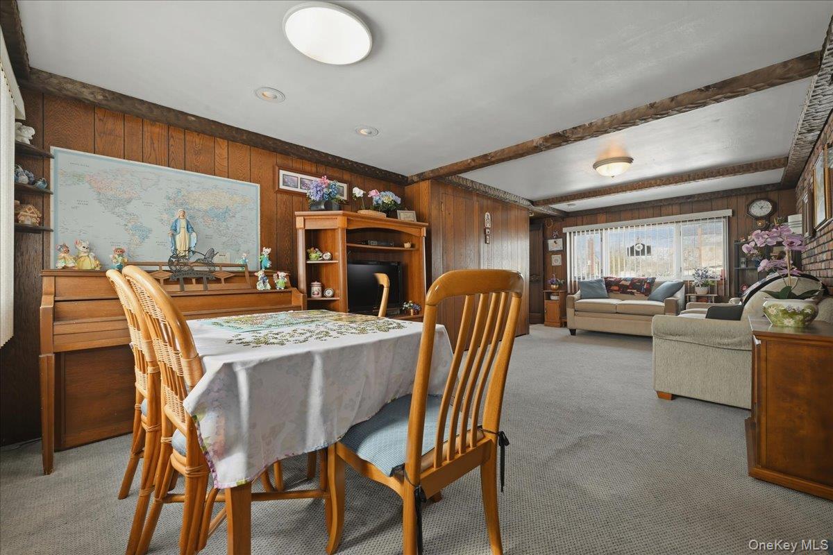 #16 photo, 366 Clearmeadow Drive, מחוז נסאו East Meadow , NY 11554