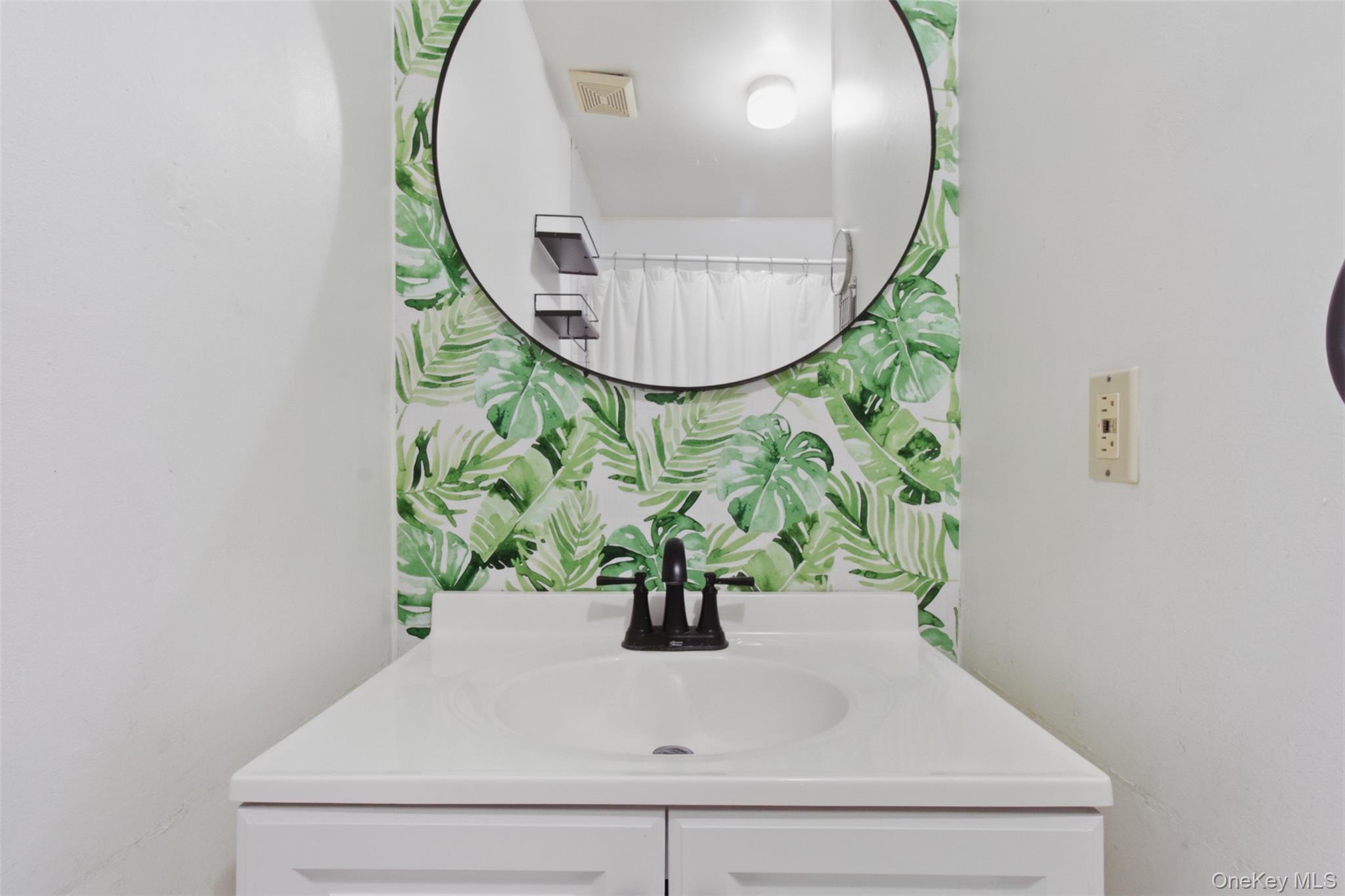 #17 photo, 8 Ivy Court, Fishkill , NY 12524