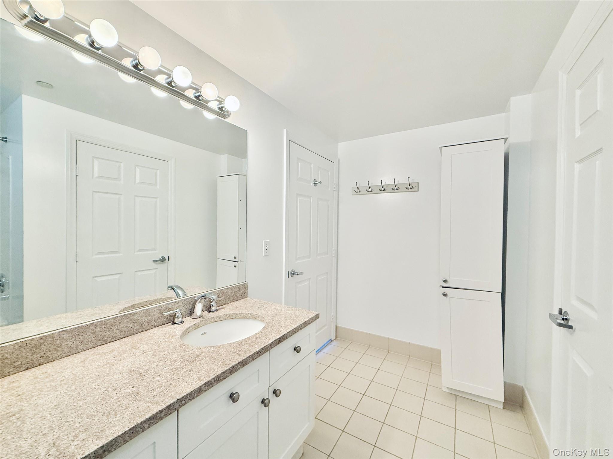 #12 photo, 300 Mamaroneck Avenue, White Plains , NY 10605