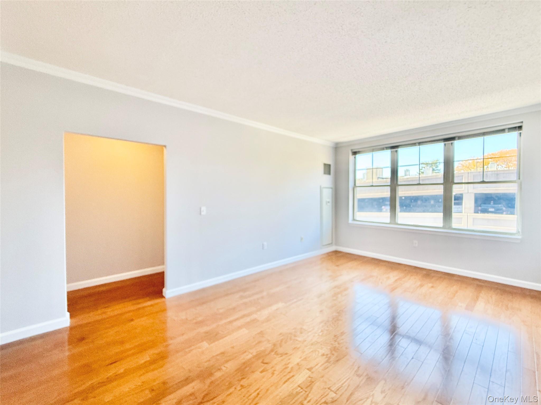 #7 photo, 300 Mamaroneck Avenue, White Plains , NY 10605