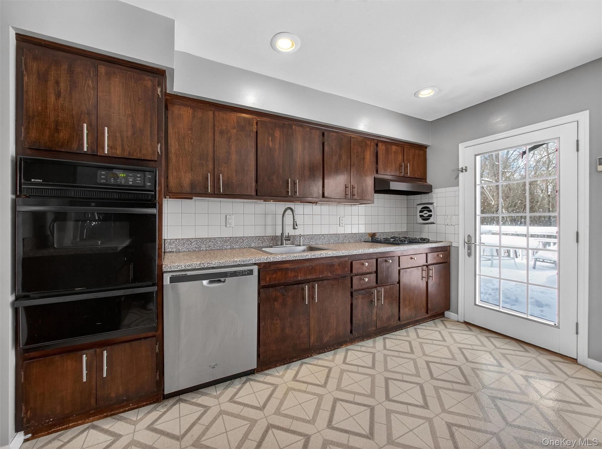 #16 photo, 36 E Mayer Drive, Suffern , NY 10901