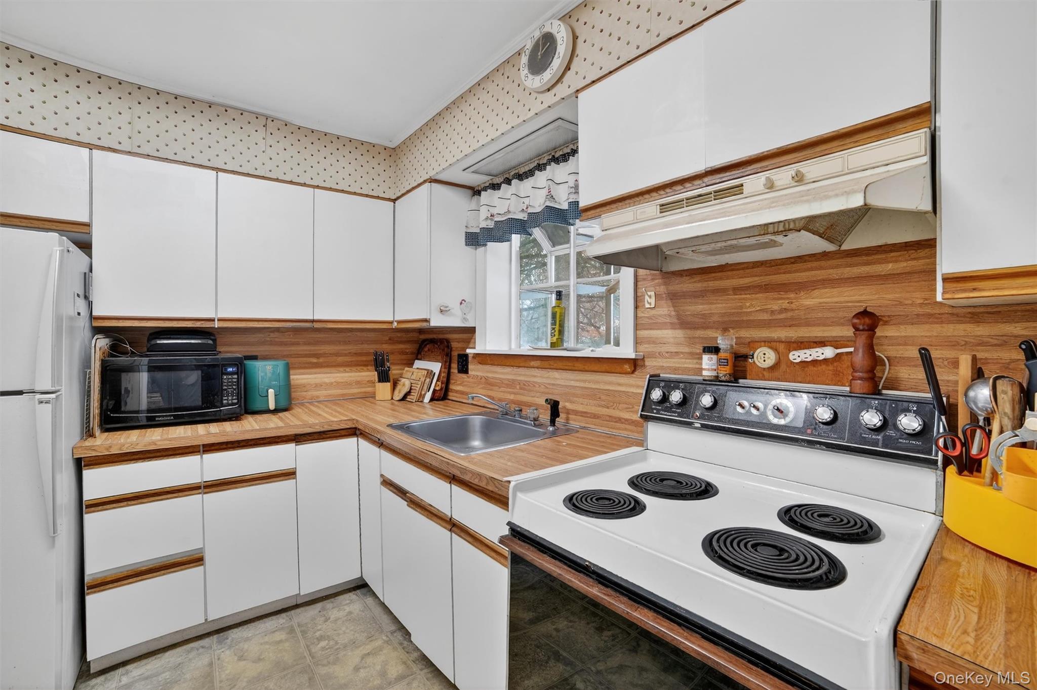 #12 photo, 2954 Meadowcrest Drive, Yorktown Heights , NY 10598