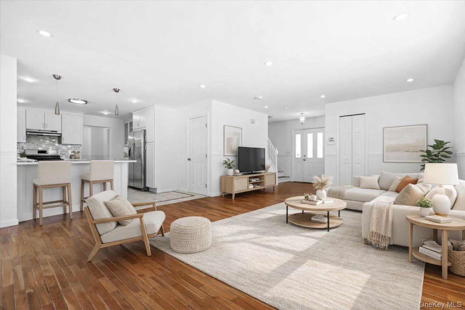 #4 photo, 44 Greenvale Circle, White Plains , NY 10607