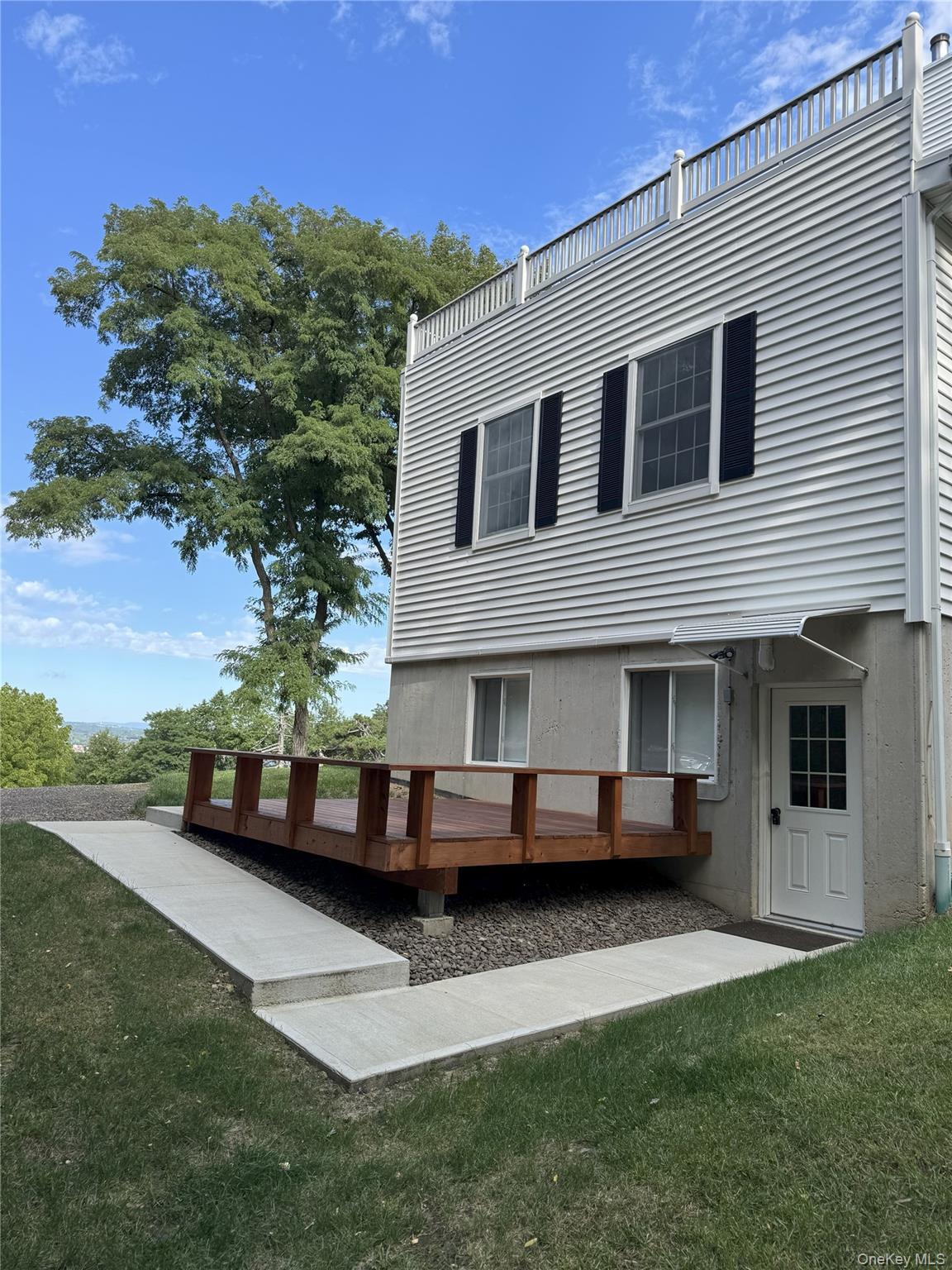 #2 photo, 22 Lapis Drive, Beacon , NY 12508