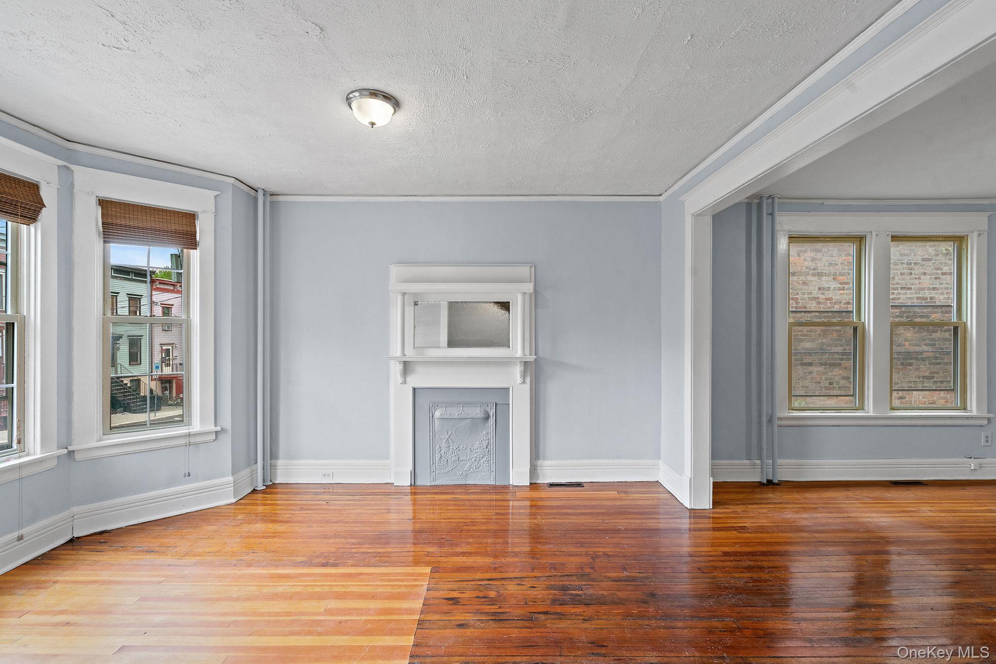 #5 photo, 238 sheridan Avenue, Call Listing Agent , NY 12210