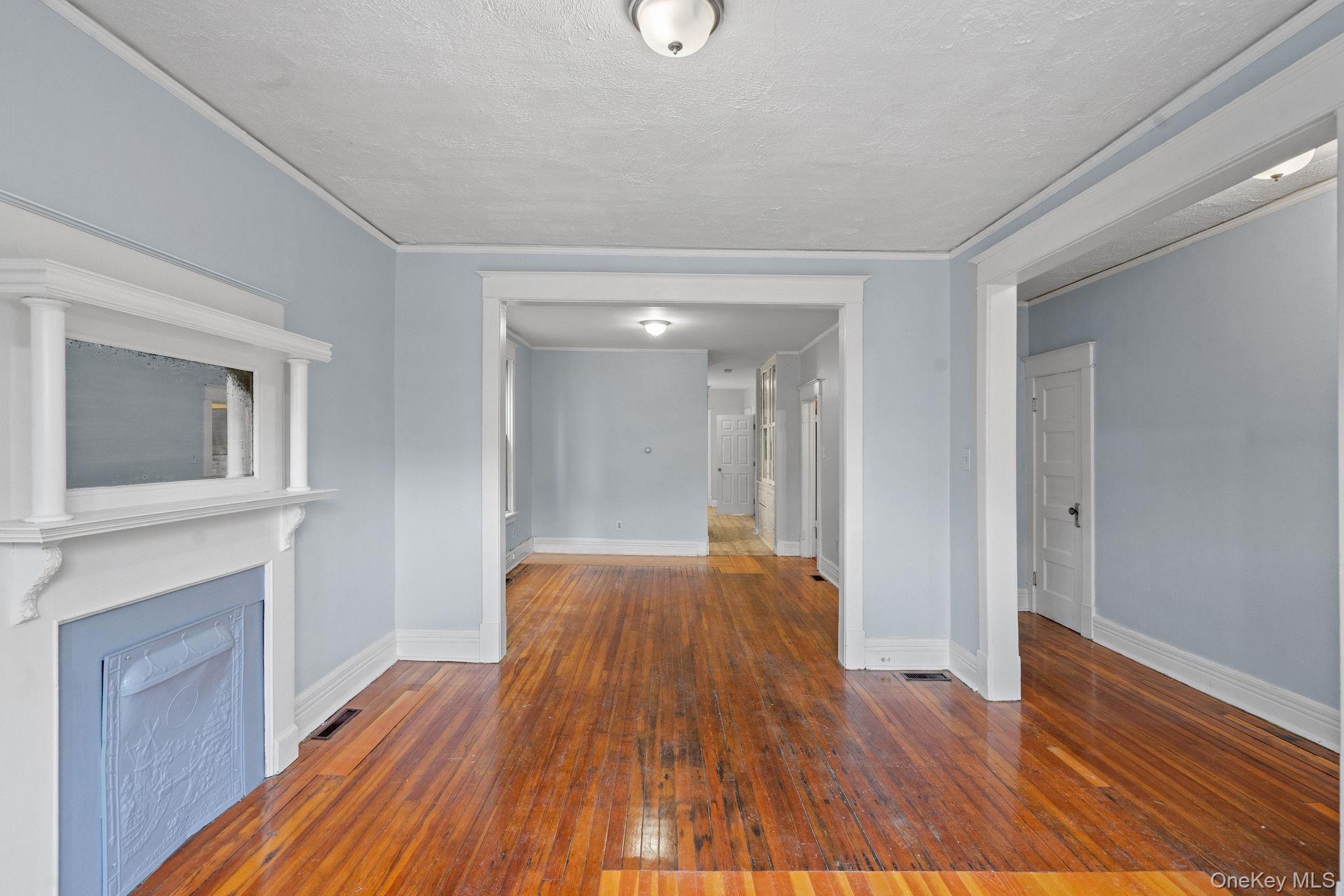 #6 photo, 238 sheridan Avenue, Call Listing Agent , NY 12210