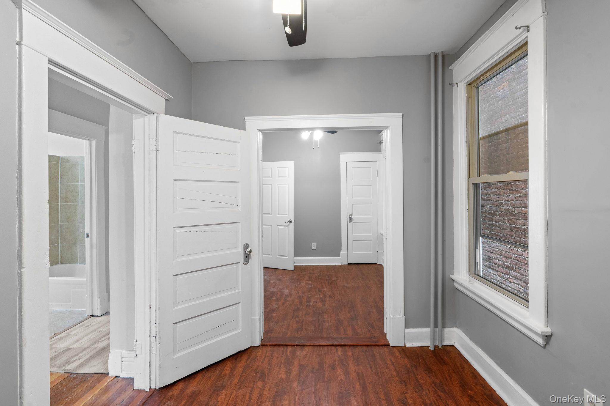 #8 photo, 238 sheridan Avenue, Call Listing Agent , NY 12210