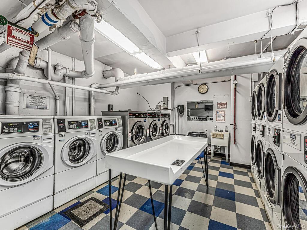 #14 photo, 3363 Sedgwick Avenue, Bronx , NY 10463