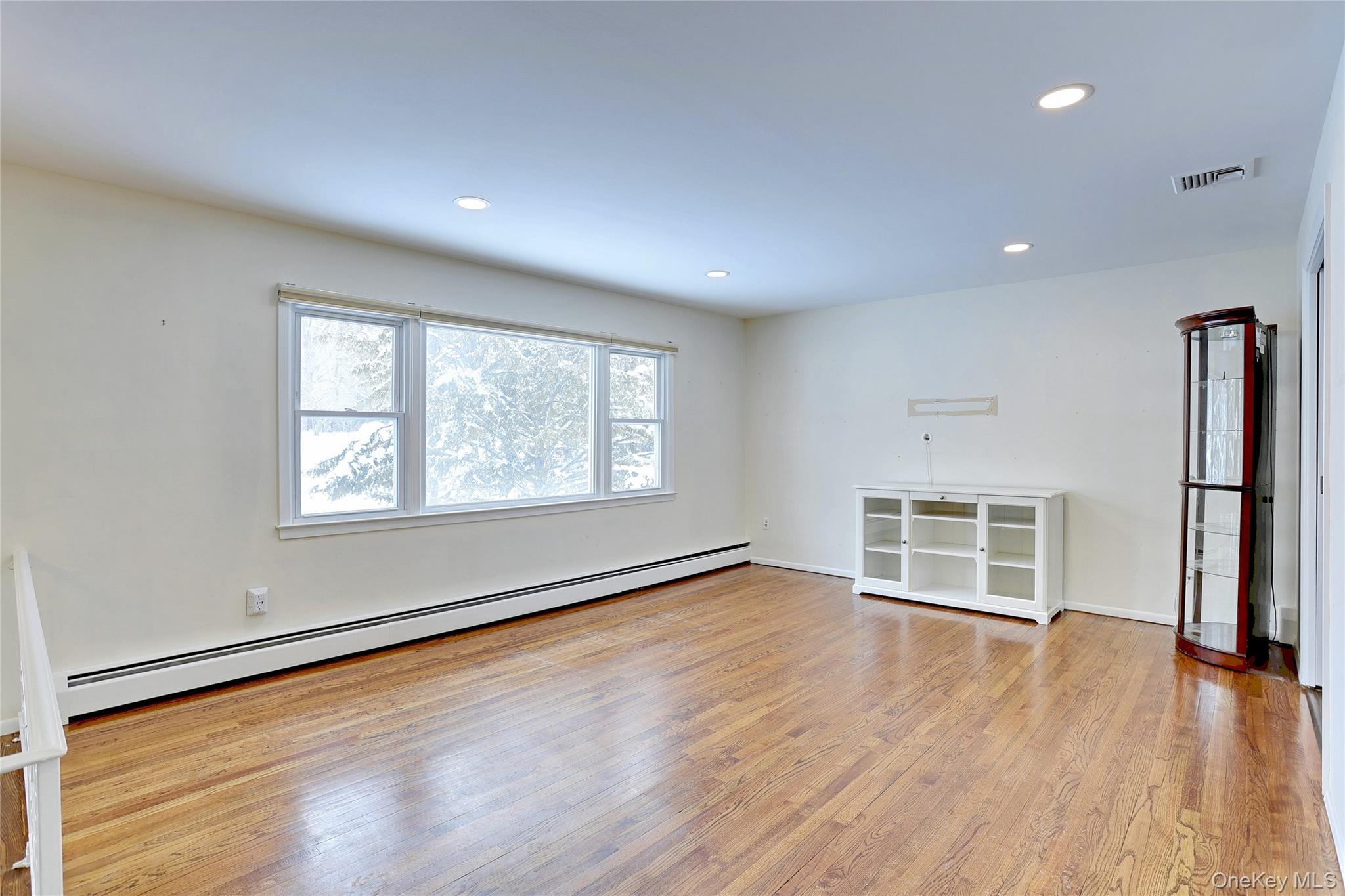 #5 photo, 9 Mary Beth Drive, Airmont , NY 10901