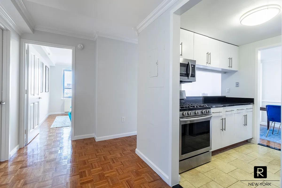 #10 photo, 300 W 135th Street, West Harlem , NY 10030