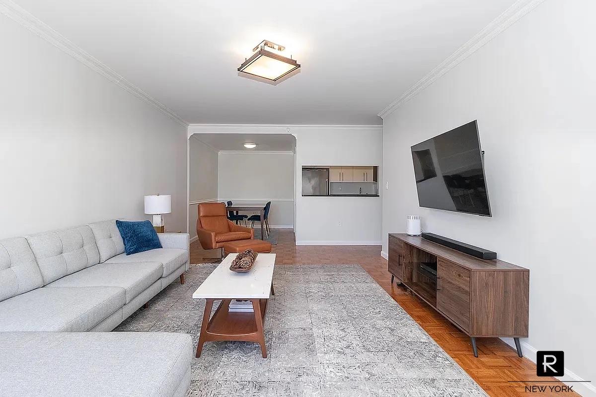 #8 photo, 300 W 135th Street, West Harlem , NY 10030