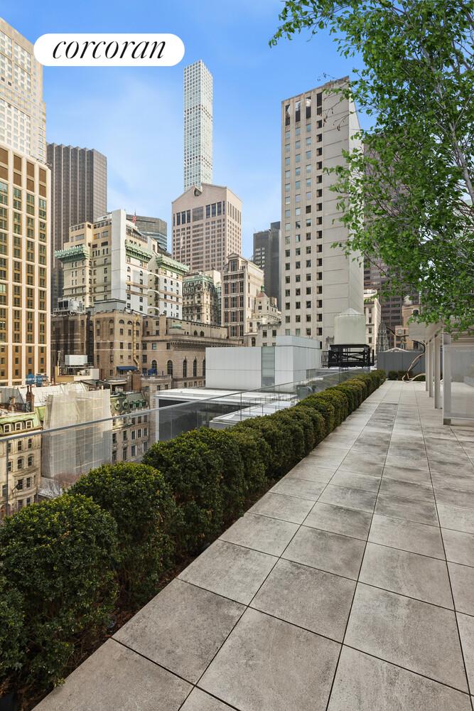 #11 photo, 15 W 53RD Street, Midtown , NY 10019