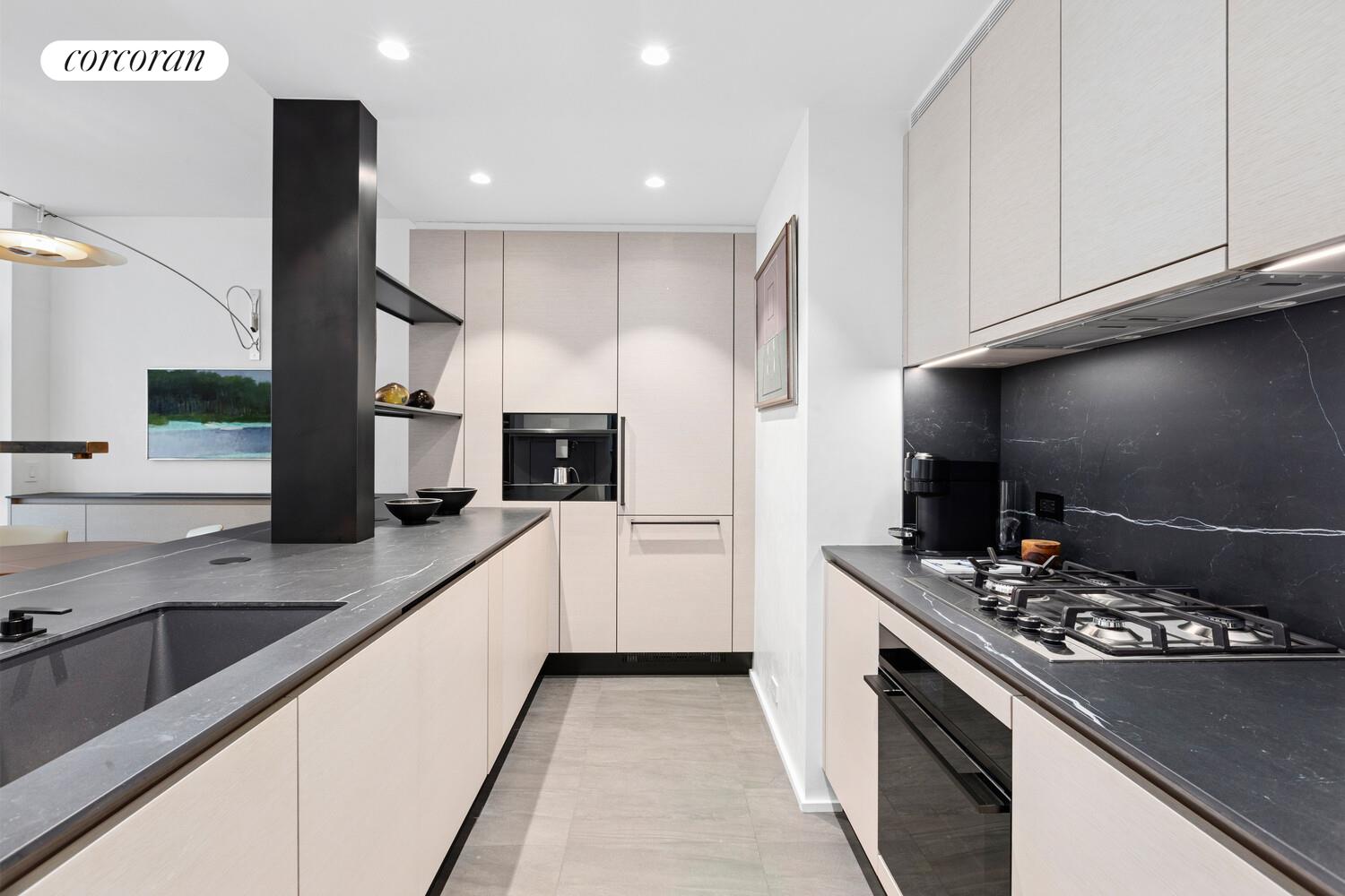 #4 photo, 15 W 53RD Street, Midtown , NY 10019