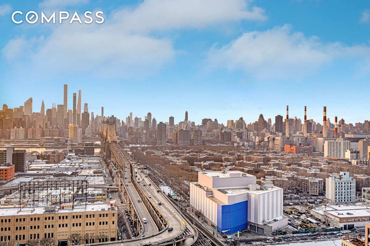 #15 photo, 24-16 Queens Plaza S, Long Island City , NY 11101