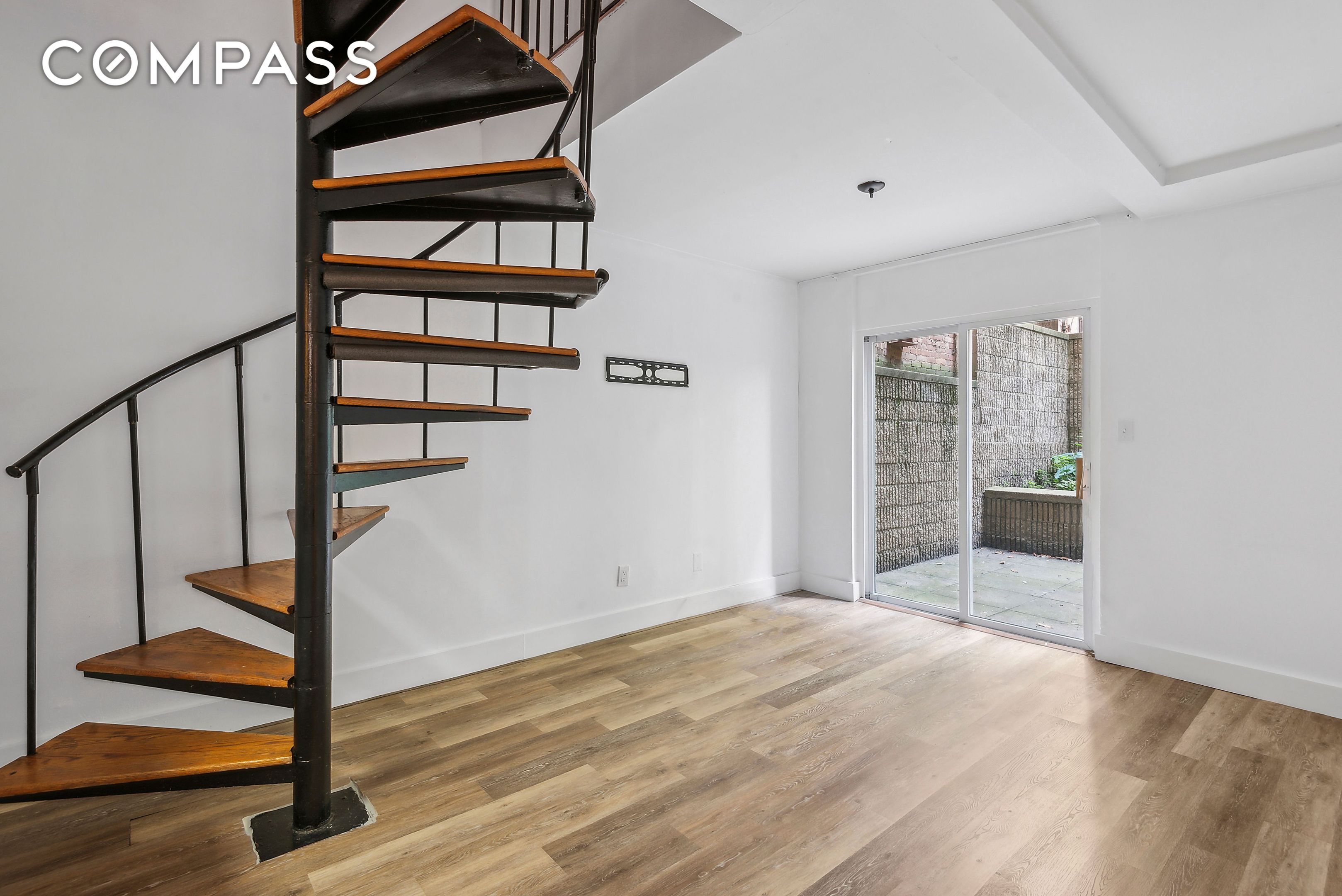 #3 photo, 229 E 24th Street, मैनहटन Kips Bay , NY 10010