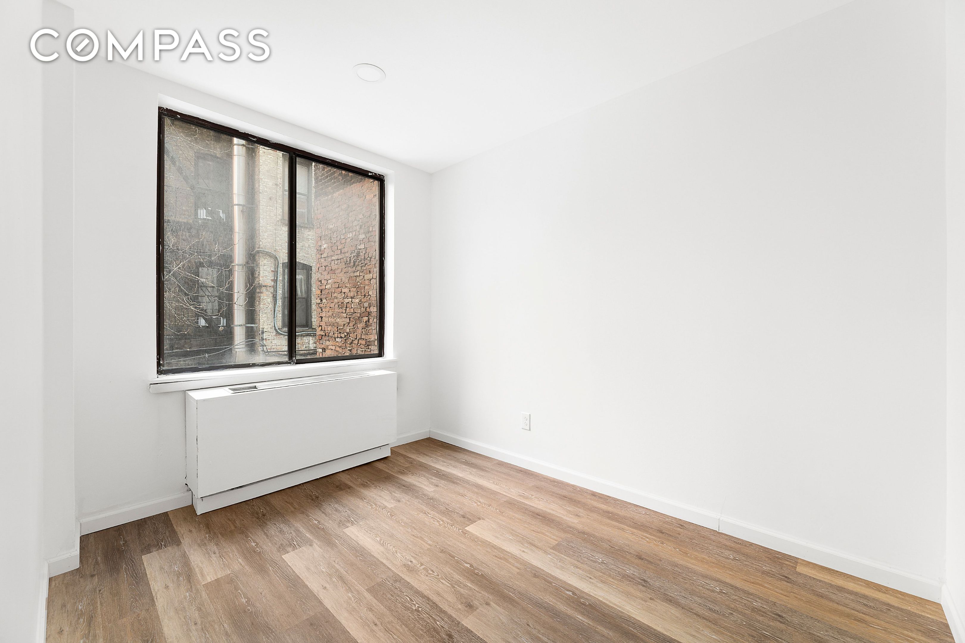 #7 photo, 229 E 24th Street, मैनहटन Kips Bay , NY 10010