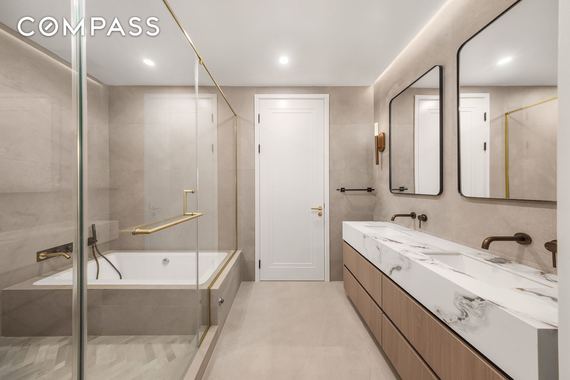 #11 photo, 110 E 37th Street, מנהטן Murray Hill , NY 10016