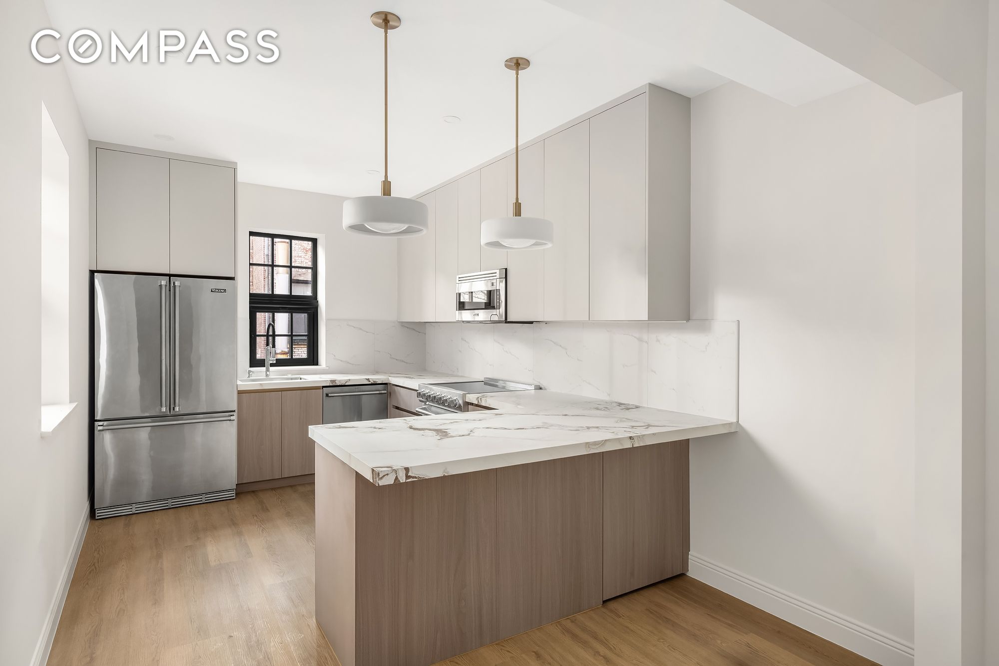 #8 photo, 110 E 37th Street, מנהטן Murray Hill , NY 10016