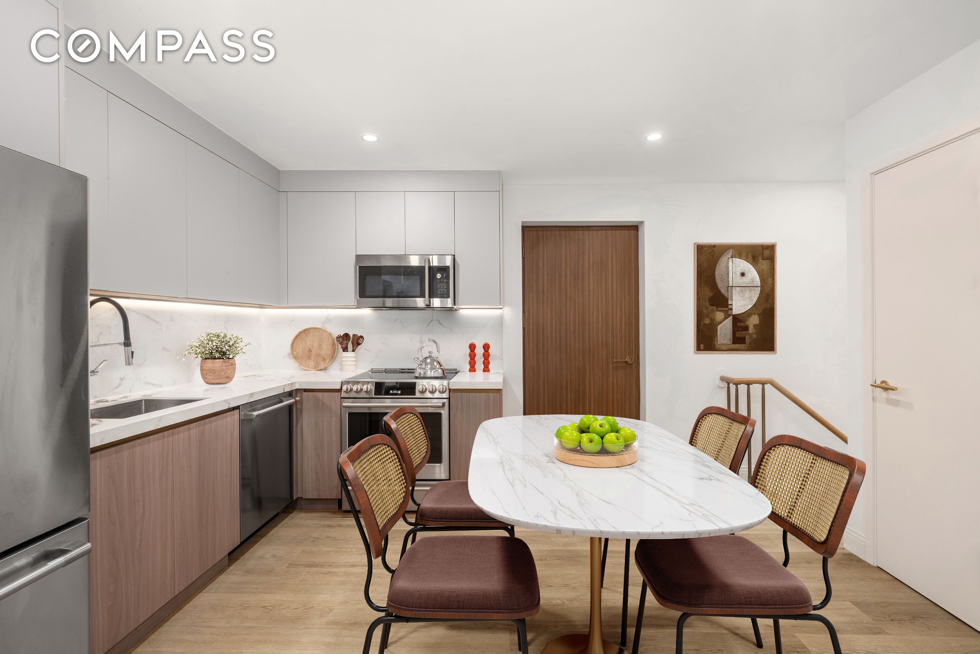 #5 photo, 110 E 37th Street, Murray Hill , NY 10016