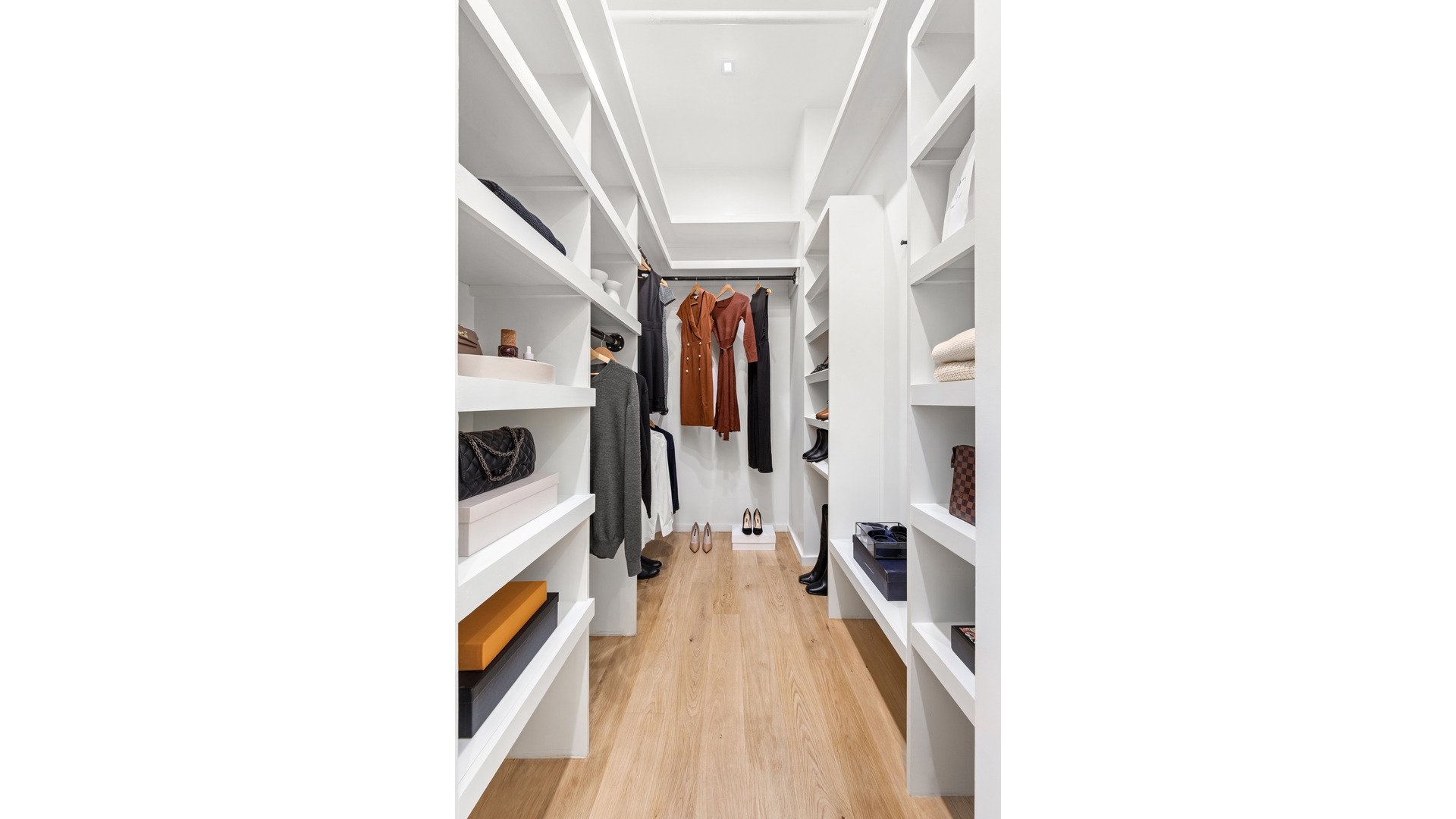 #8 photo, 7 BOND Street, NoHo , NY 10012