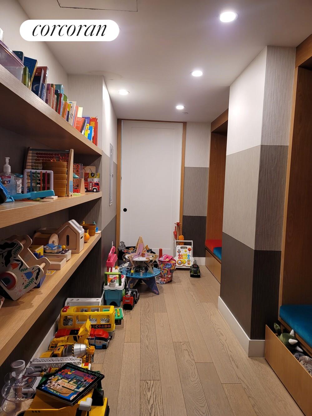 #15 photo, 45-07 COURT Square, 뉴욕퀸즈 Long Island City , NY 11101