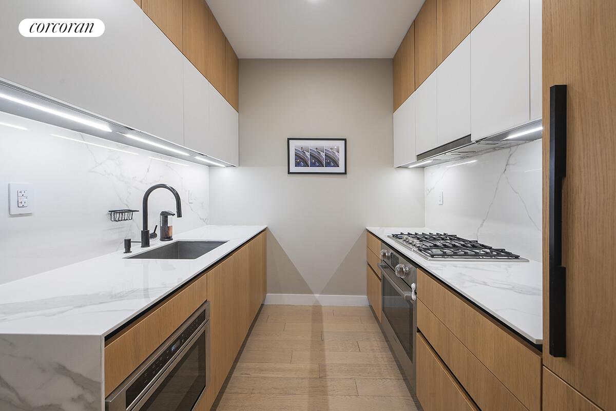 #4 photo, 45-07 COURT Square, 뉴욕퀸즈 Long Island City , NY 11101