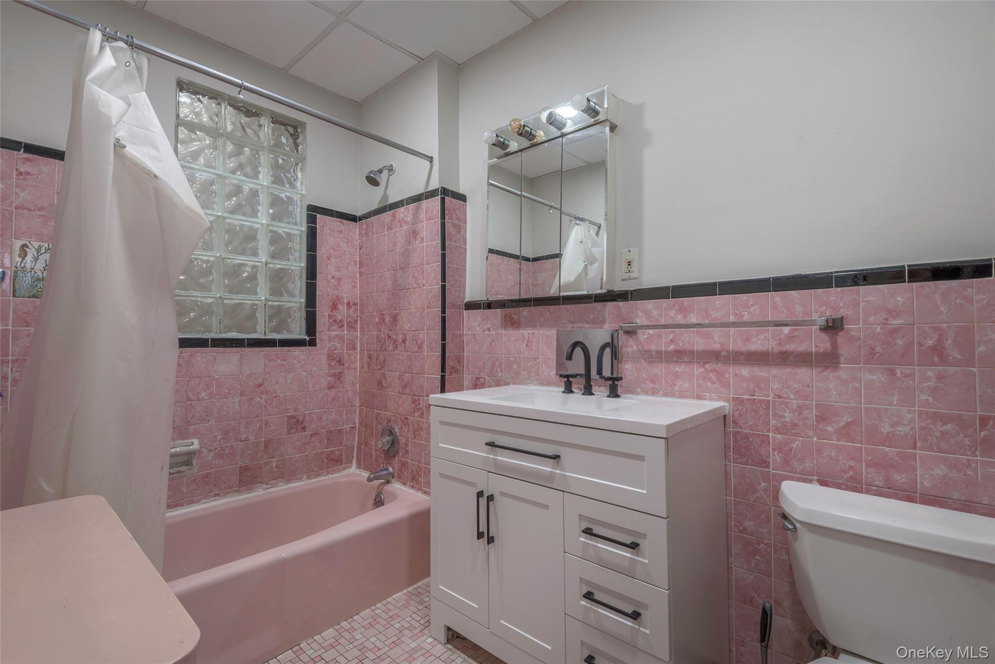 #14 photo, 2807 Newtown Avenue, Astoria , NY 11102