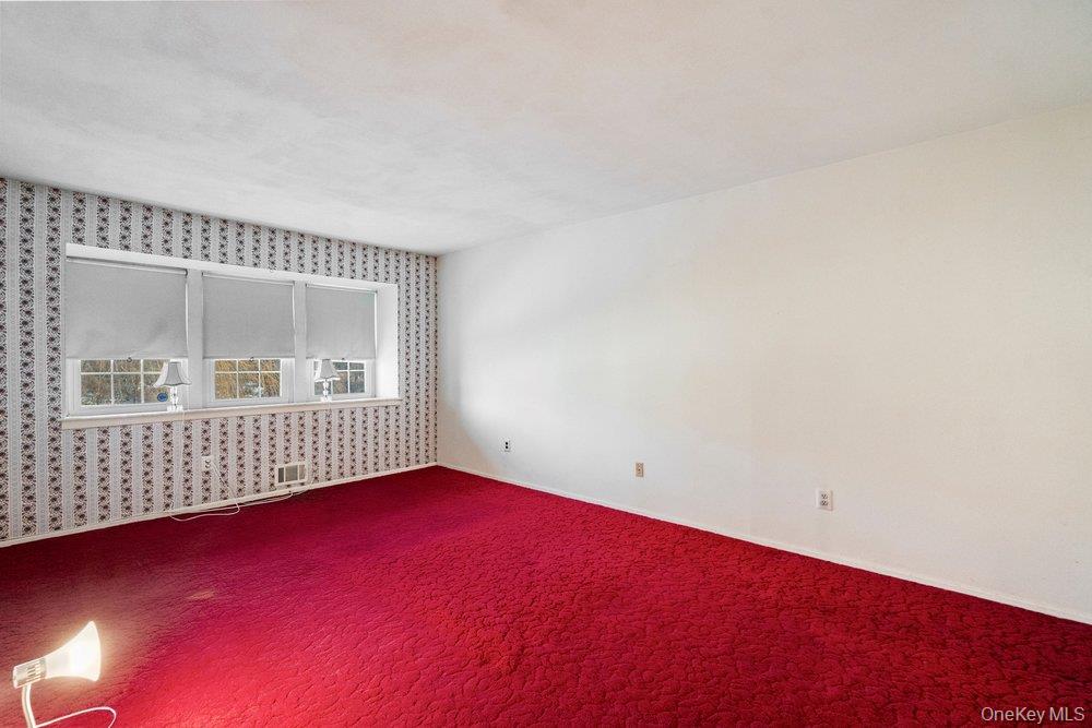 #15 photo, 120 Whalers Cove, Babylon , NY 11702