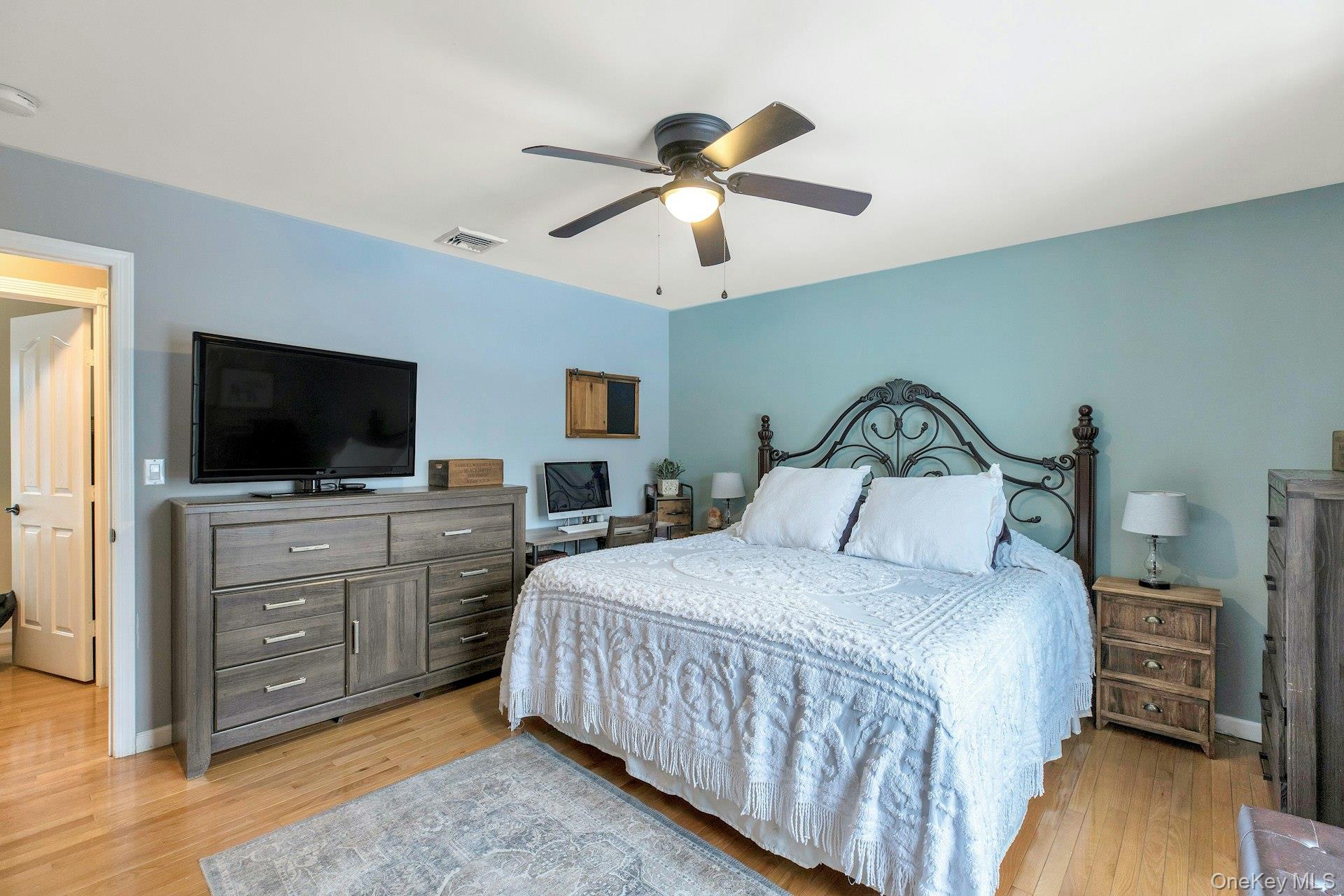 #12 photo, 1295 Wilson Place, सफ़ोक काउंटी West Islip , NY 11795