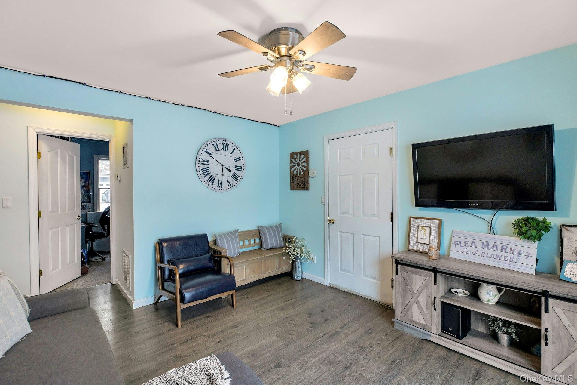 #17 photo, 1295 Wilson Place, सफ़ोक काउंटी West Islip , NY 11795