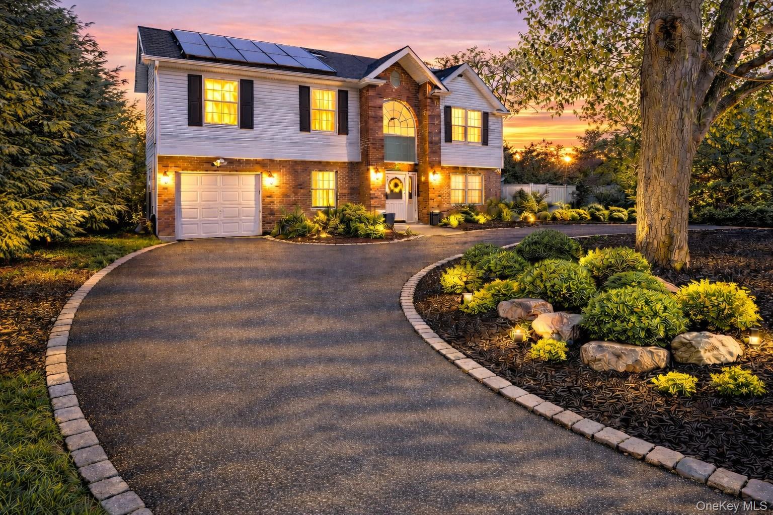 #2 photo, 1295 Wilson Place, West Islip , NY 11795