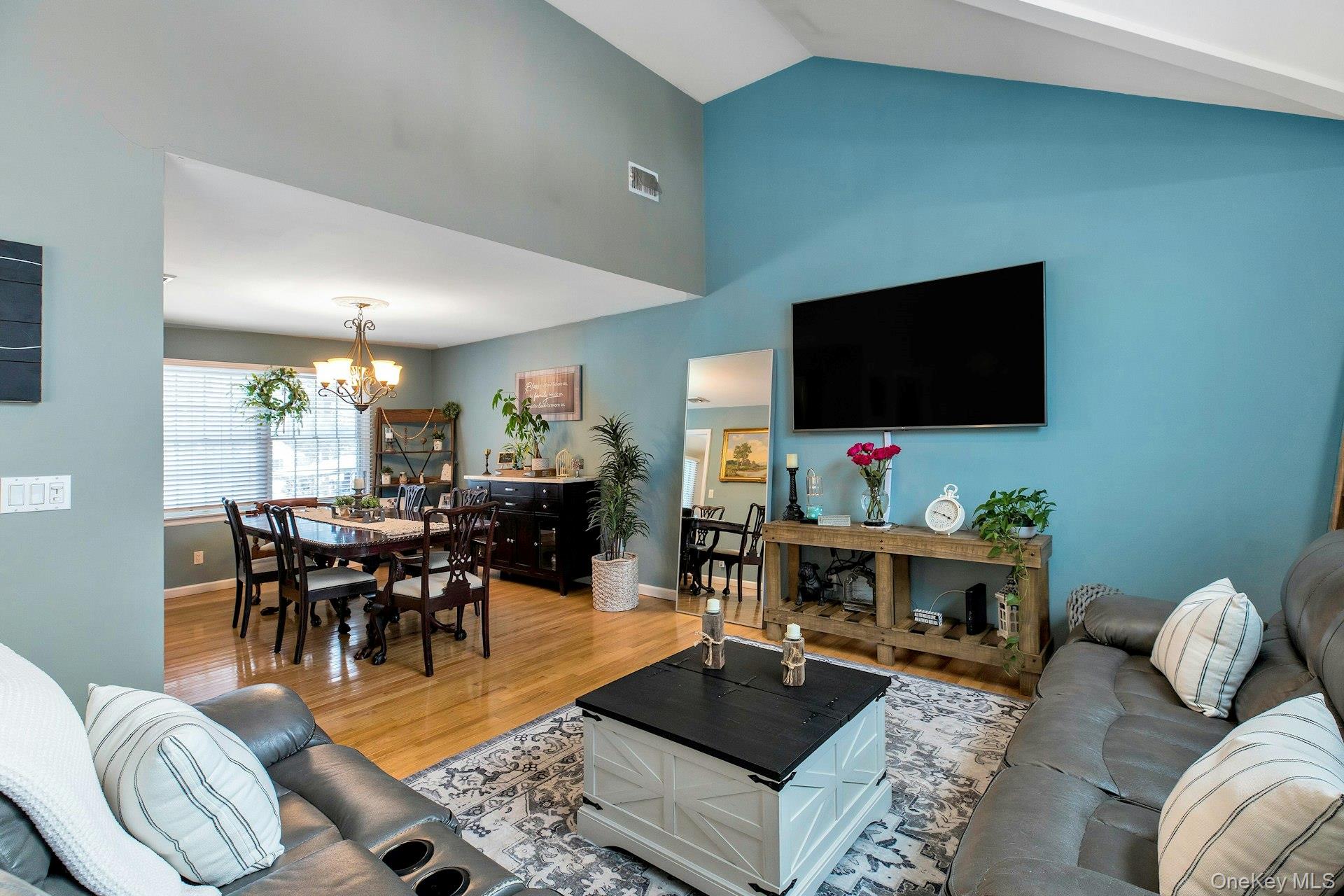 #6 photo, 1295 Wilson Place, सफ़ोक काउंटी West Islip , NY 11795