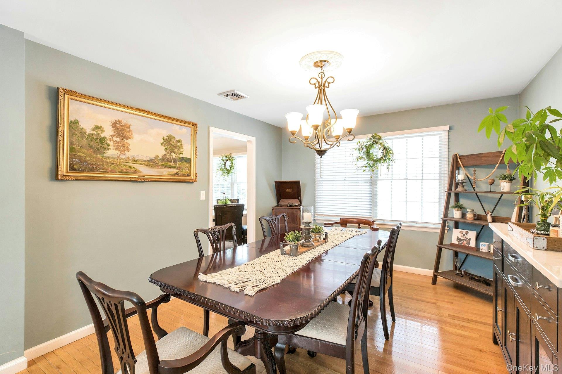 #8 photo, 1295 Wilson Place, सफ़ोक काउंटी West Islip , NY 11795