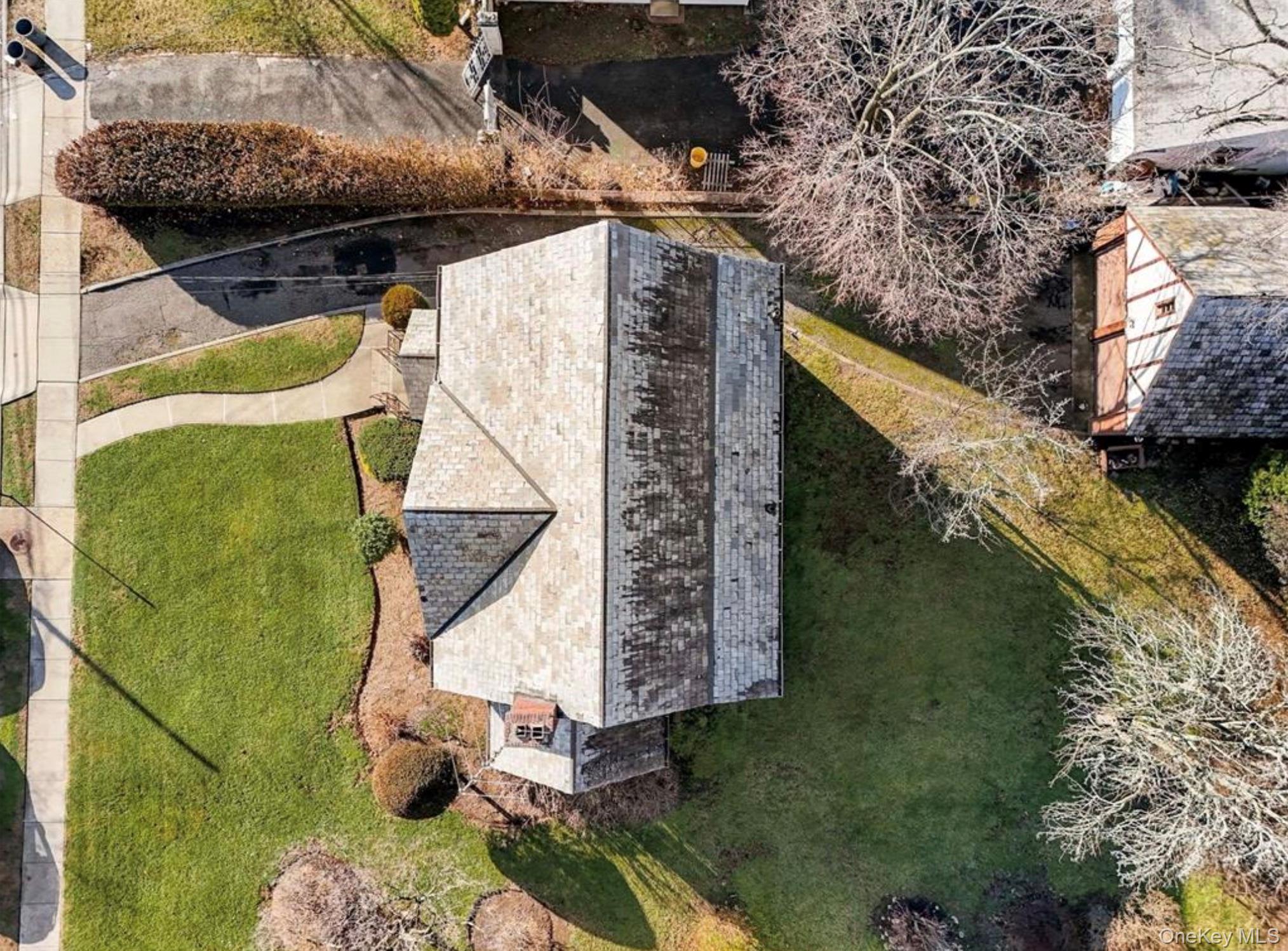 #12 photo, 29 Oak Avenue, Hempstead , NY 11550