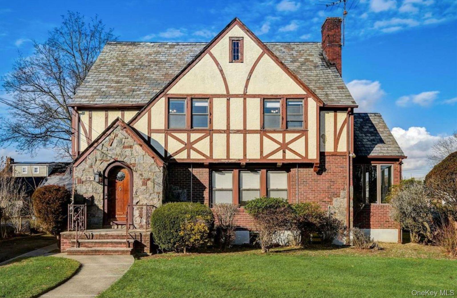 #9 photo, 29 Oak Avenue, Hempstead , NY 11550