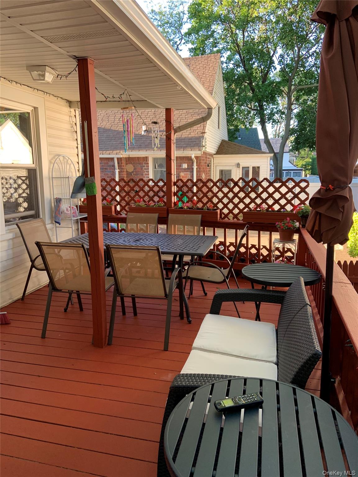 #17 photo, 18 Derby Court, Malverne , NY 11565