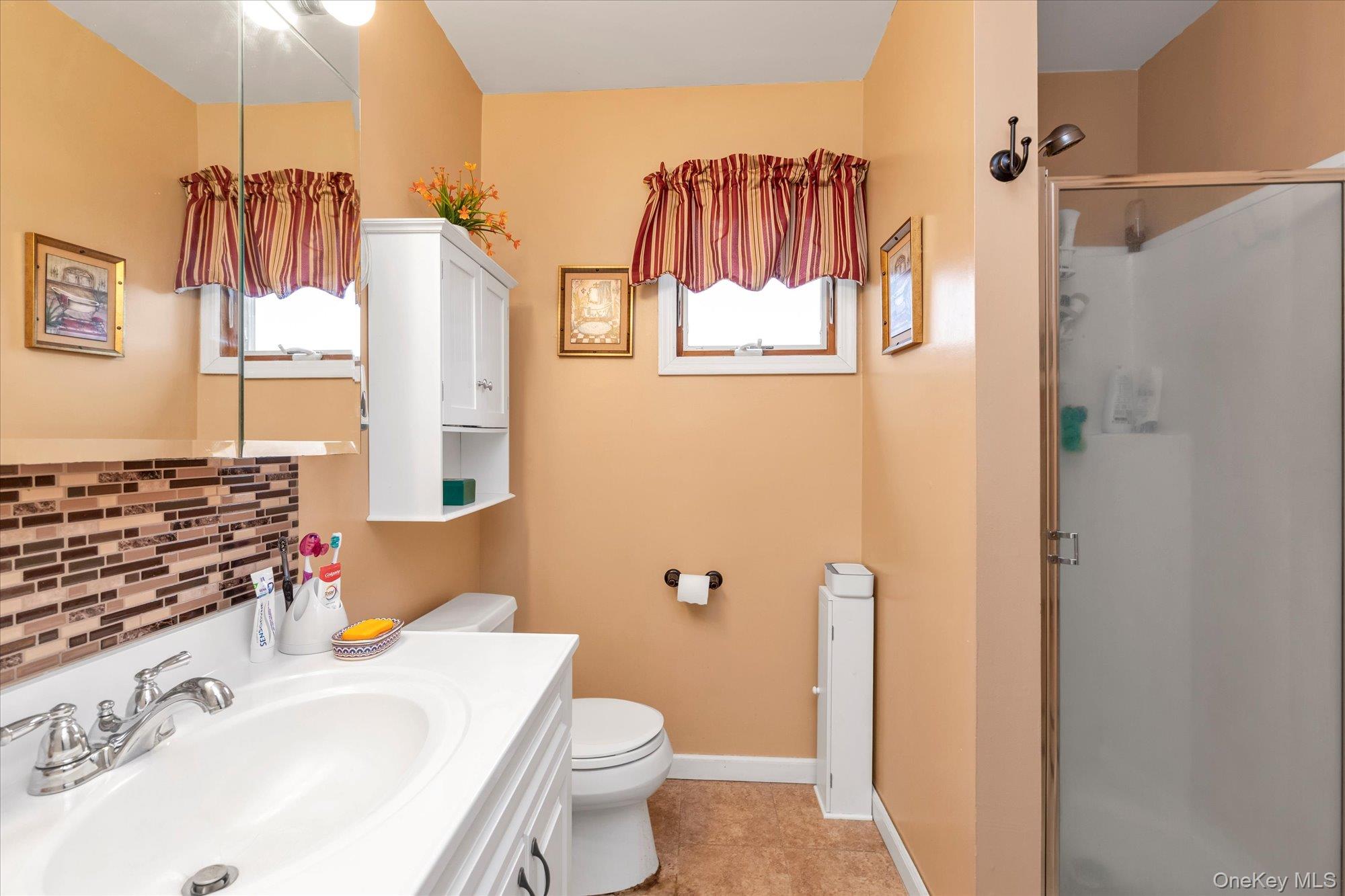 #9 photo, 18 Derby Court, Malverne , NY 11565