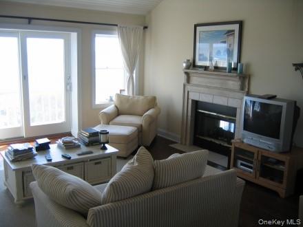 #3 photo, 300 Lewis Walk, সাফোক কাউন্টি Cherry Grove , NY 11782