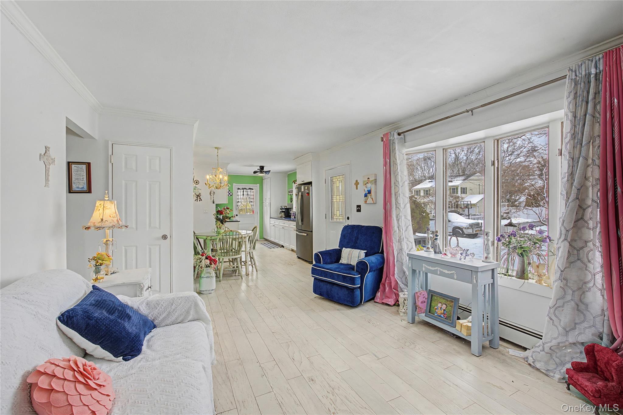 #12 photo, 9 Amherst Road, West Sayville , NY 11796