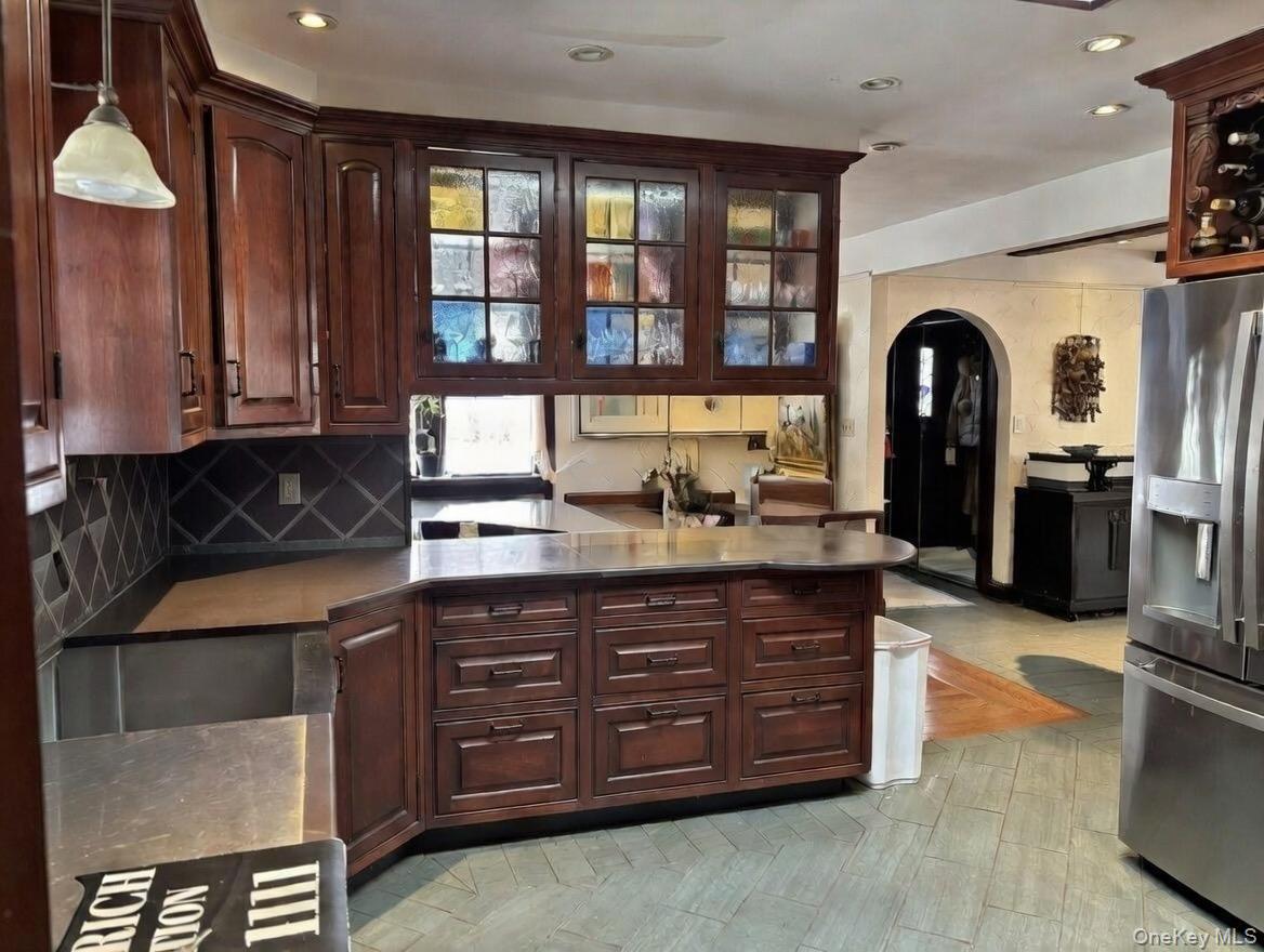 #8 photo, 3 Crestwood Place, Great Neck , NY 11024