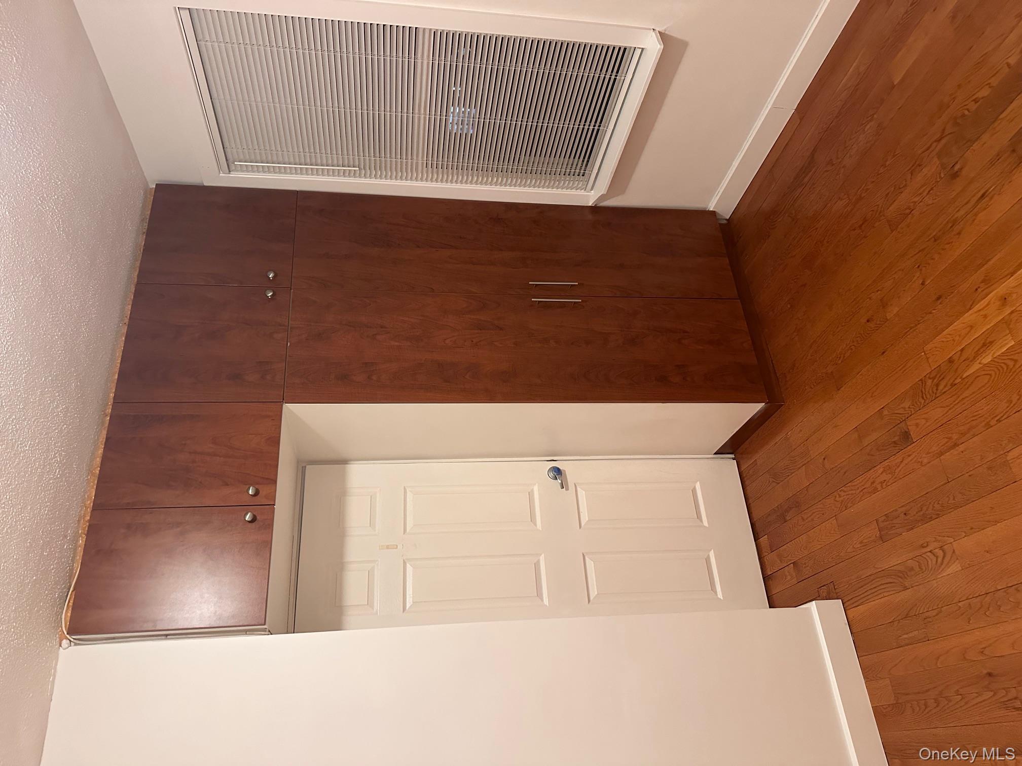 #3 photo, 60-34 56th Road, كوينز Maspeth , NY 11378