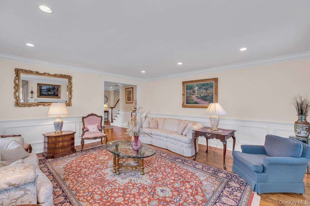 #7 photo, 265 Northwoods Road, Manhasset , NY 11030