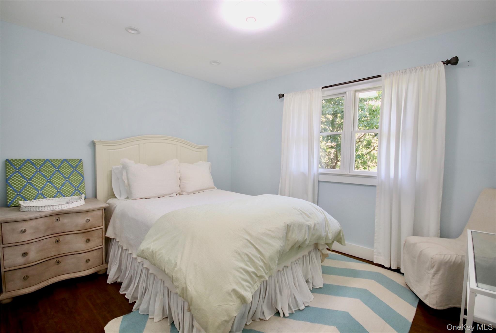 #14 photo, 28 Old Trail Road, מחוז סאפוק Water Mill , NY 11976