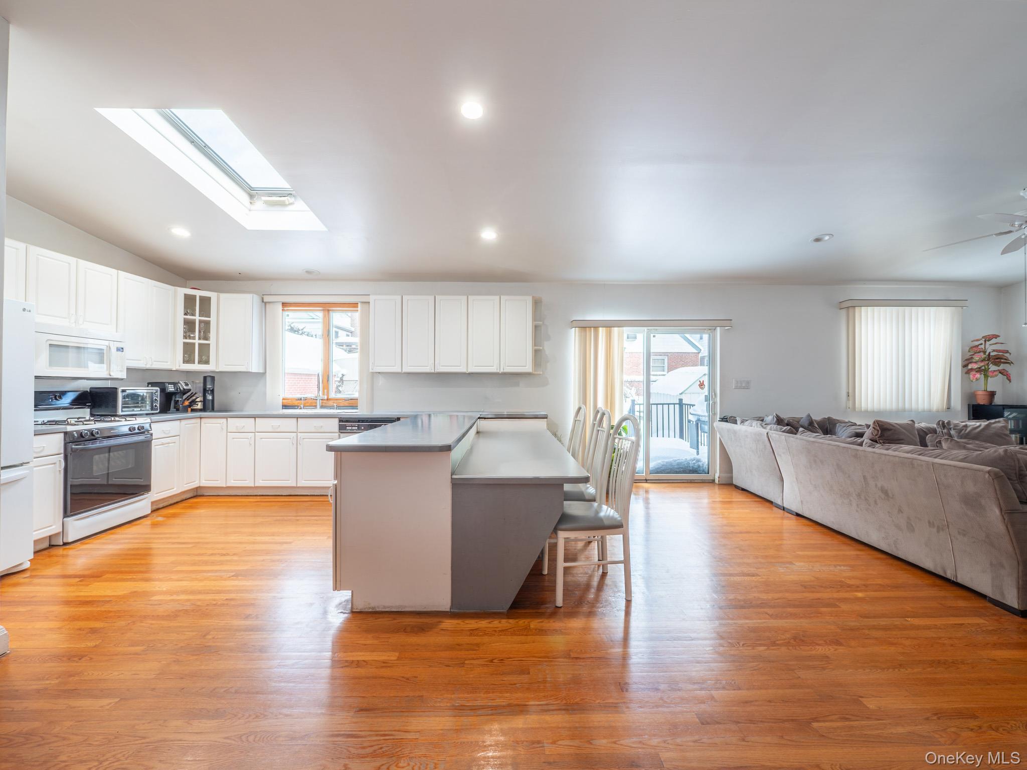 #15 photo, 7531 179th Street, Fresh Meadows , NY 11366