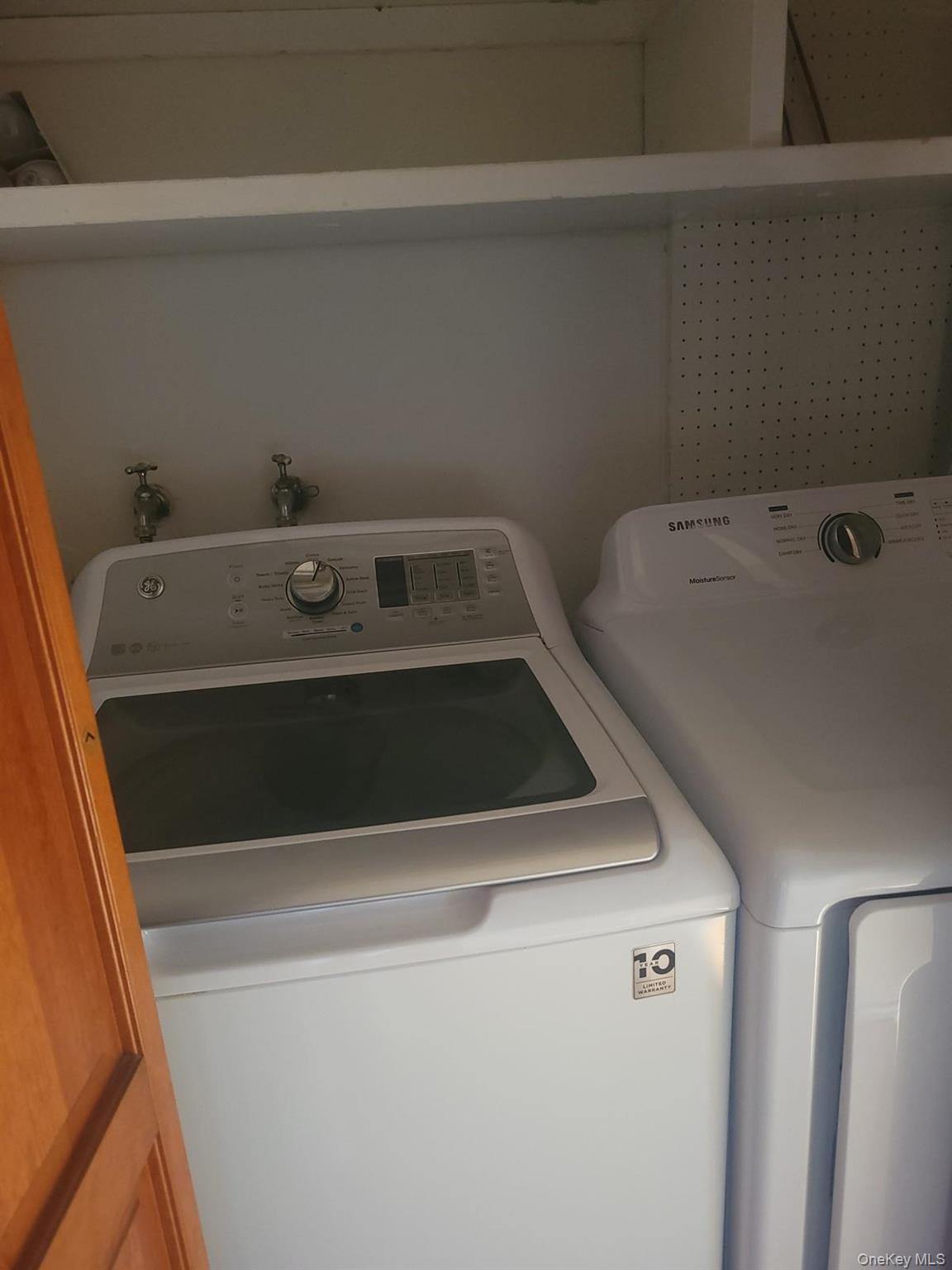 #4 photo, 111 Woodland Hills Road, White Plains , NY 10603