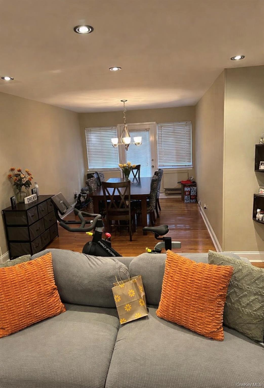 #7 photo, 111 Woodland Hills Road, White Plains , NY 10603