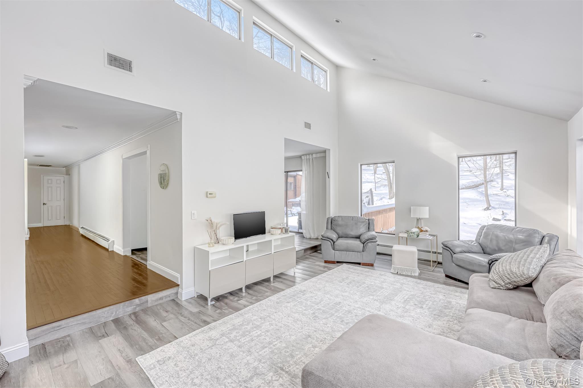 #8 photo, 66 Tamarack Lane, Pomona , NY 10970