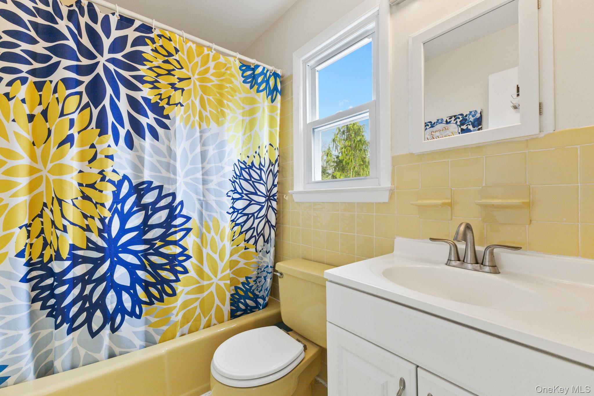 #17 photo, 15 Meadow Place, Rye , NY 10580